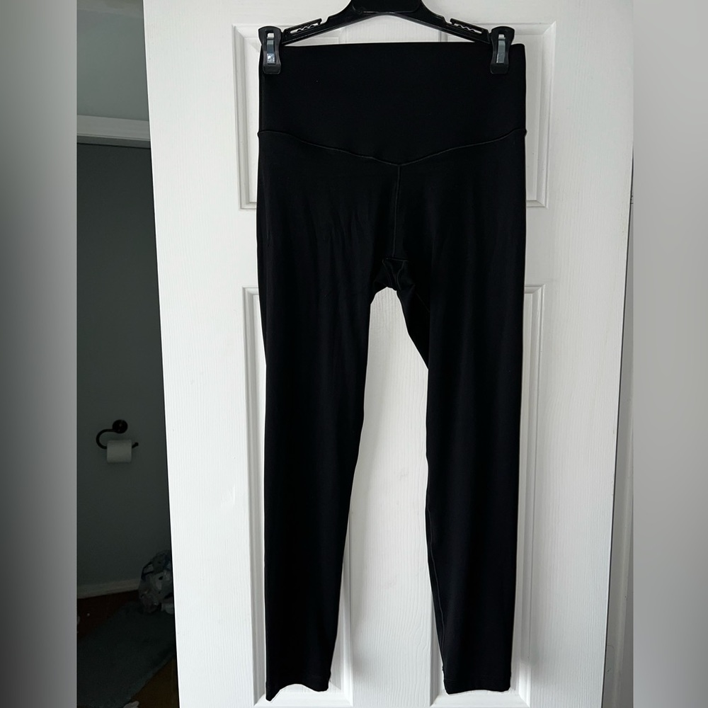 NWOT Real me xtra hold up Aerie Leggings 🖤 size M